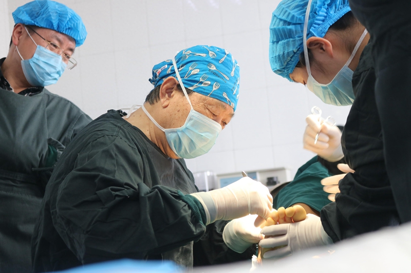 约起！12月26日中国足踝外科专家王正义教授在渭南创伤手足外科医院门诊会诊