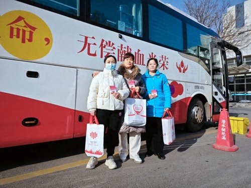 让爱为生命加油——渭南市华州区人民医院干部职工再次无偿献血传递爱心